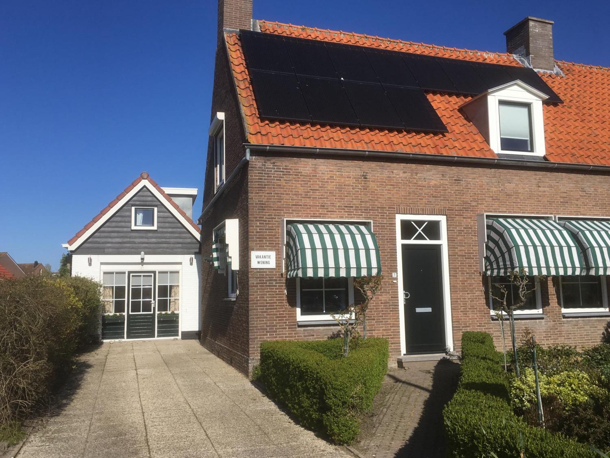 Holiday home Pinkeltje *